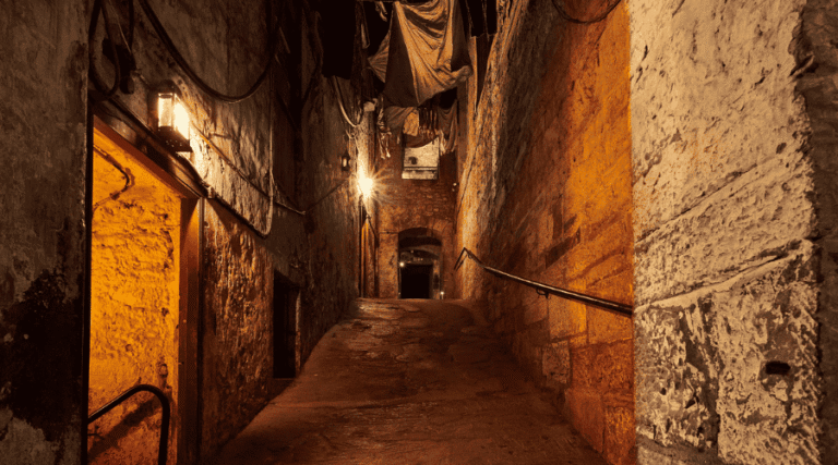 is mary king's close worth visiting